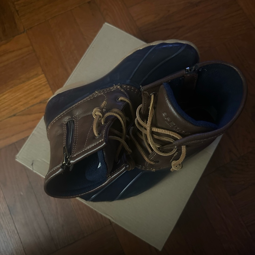 Sperry Navy and Tan Duck Boots